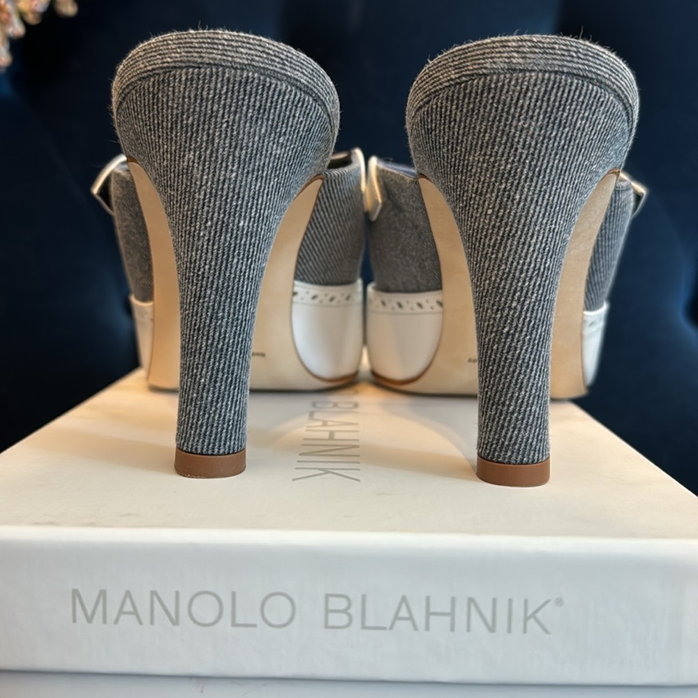 Manolo Blahnik Denim heeled mule.  EUC- comes with box & 2 dust bags. - Picture 2 of 6
